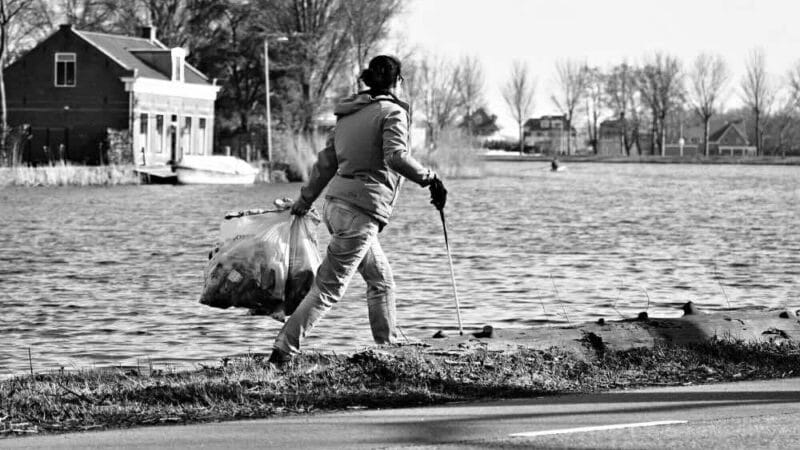 Jak utrzymać porządek w domu z dziećmi? Praktyczne sposoby na codzienny ład