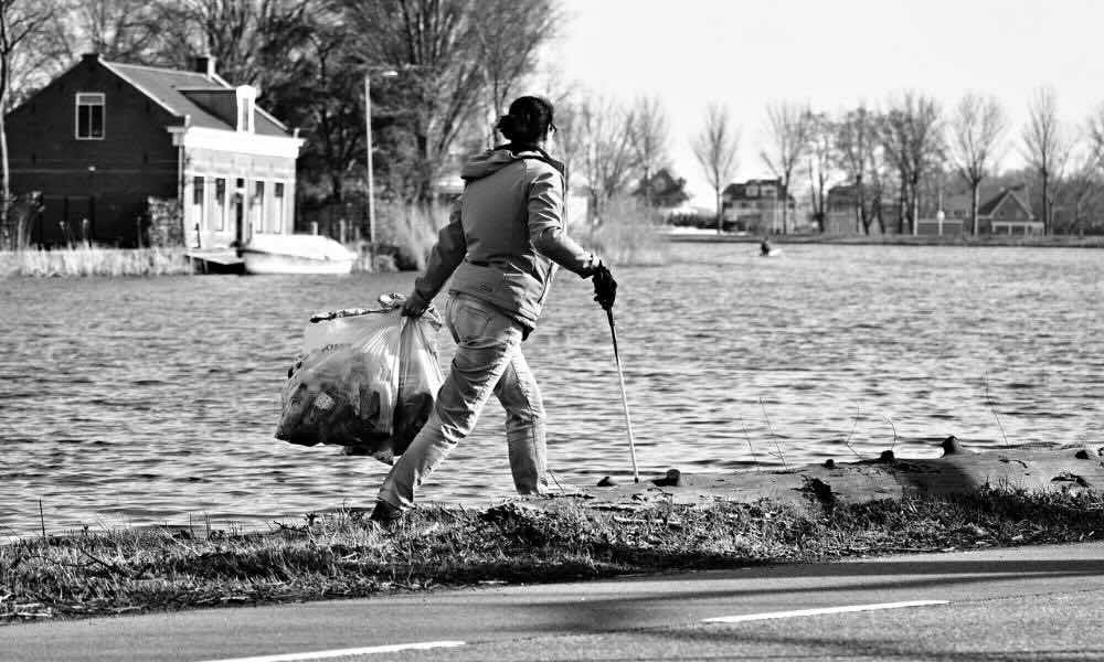Jak utrzymać porządek w domu z dziećmi? Praktyczne sposoby na codzienny ład