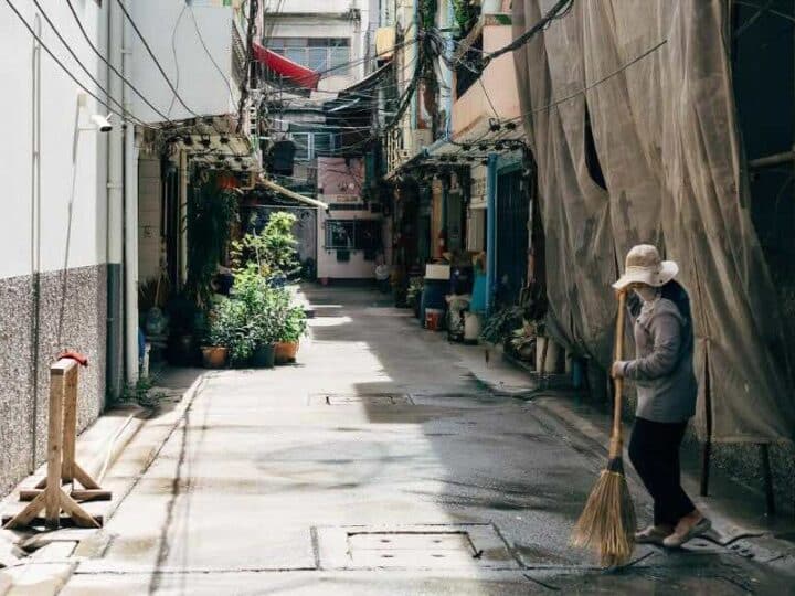 Organizacja szafek w kuchni – sprawdzone porady i triki