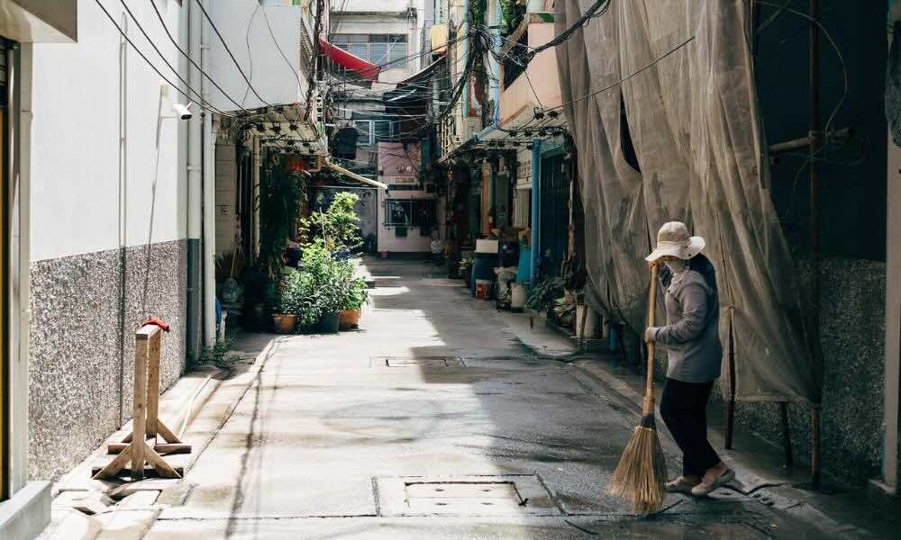 Organizacja szafek w kuchni – sprawdzone porady i triki